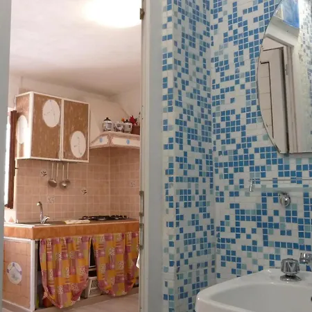 Apartamento Casa Gio' - Station House - Detached House With Kitchen - Bikers Friendly